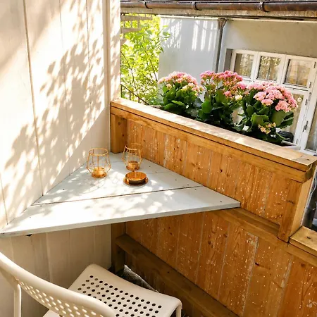 Spacious 3-bedroom - - Quiet Area Apartment